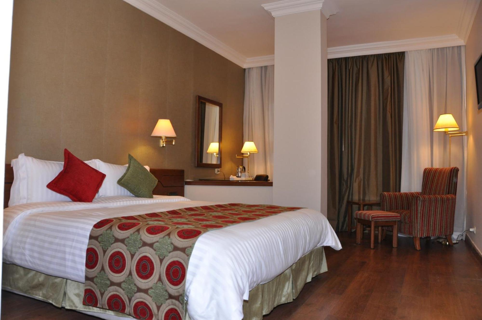 Orient Prince Hotel Beirut Exterior photo