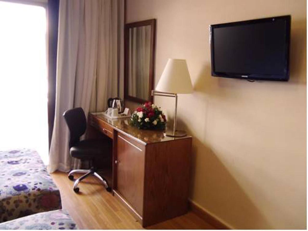 Orient Prince Hotel Beirut Exterior photo